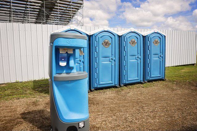 Porta Potty Cleaning & Servicing Rockford IL